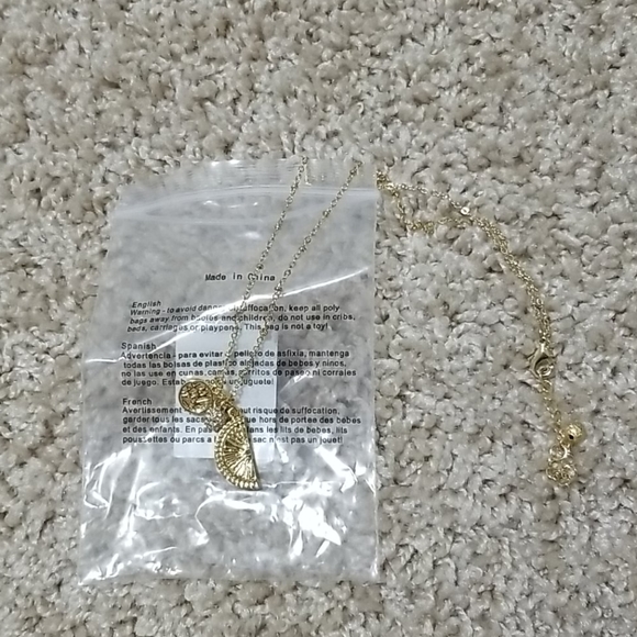 Lilly Pulitzer Gift with Purchase Lemon Necklace